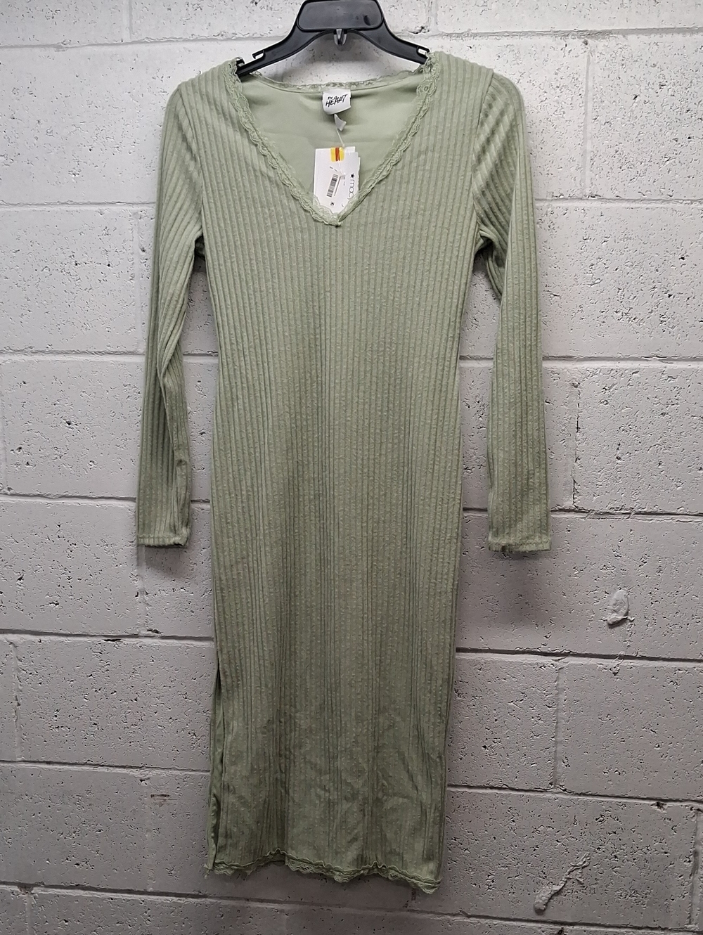 NWT Womens Planet Heart Ribbed V-Neck Long Sleeve Midi Dress - Sage Green